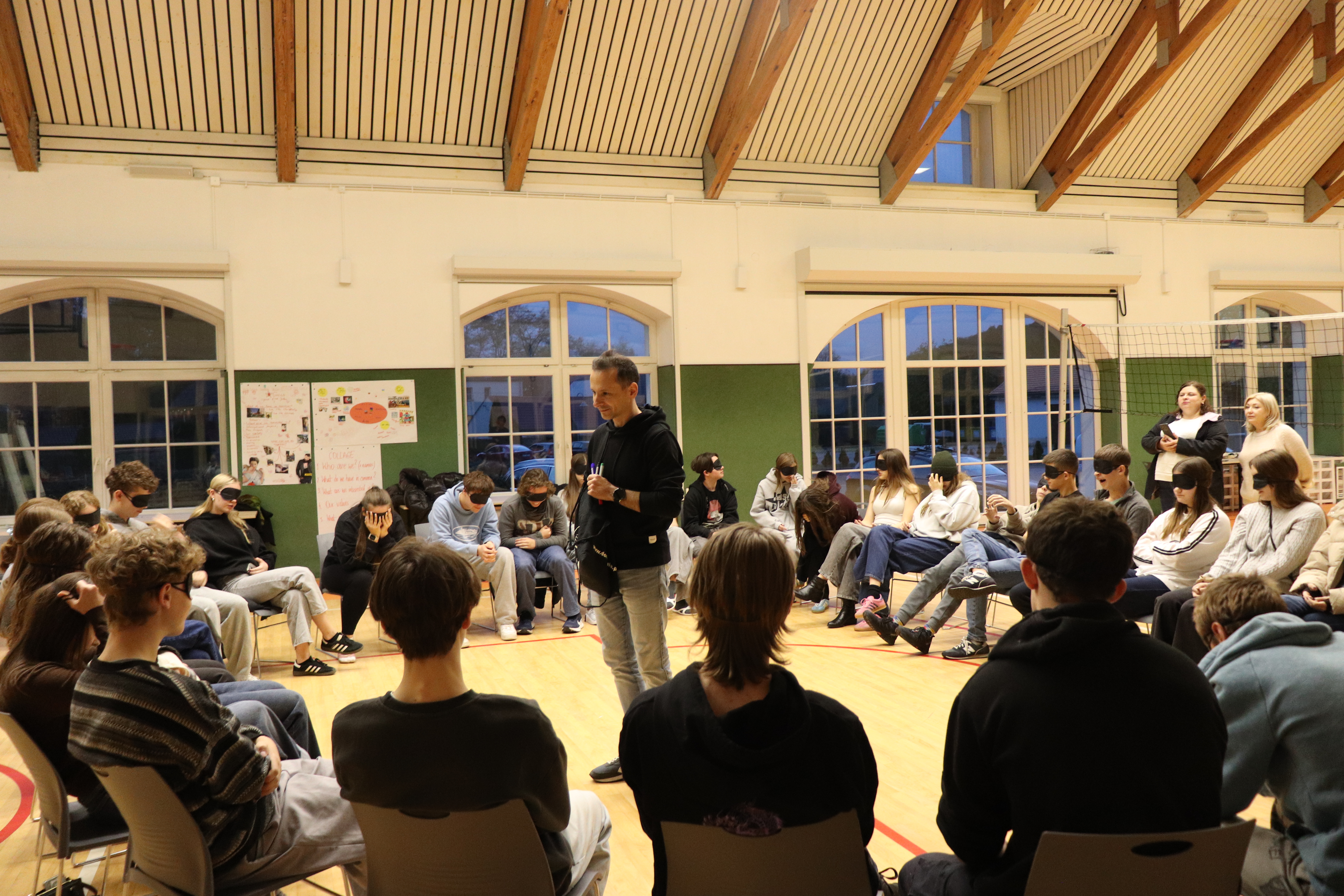 Marshmallow Challenge na wymiennie w Krzyżowej!